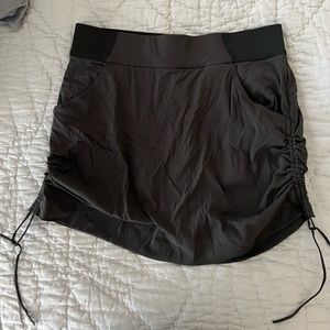 Black Columbia Skort like new